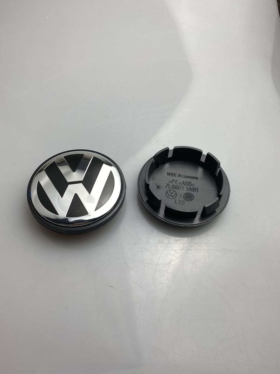 VW sort centerkapsler 4 stk