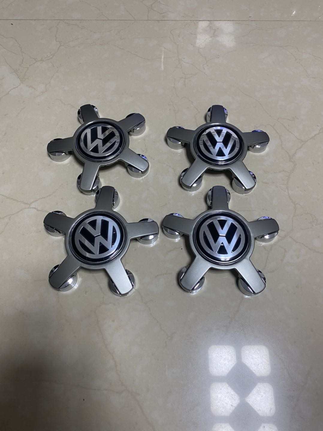 VW grå centerkapsler 135mm