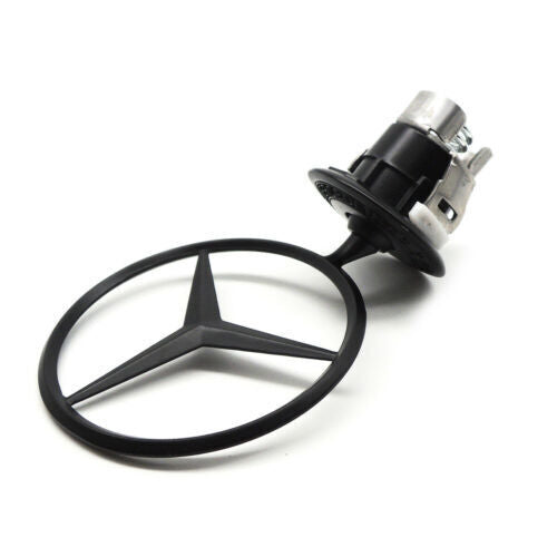 Mercedes sort emblem